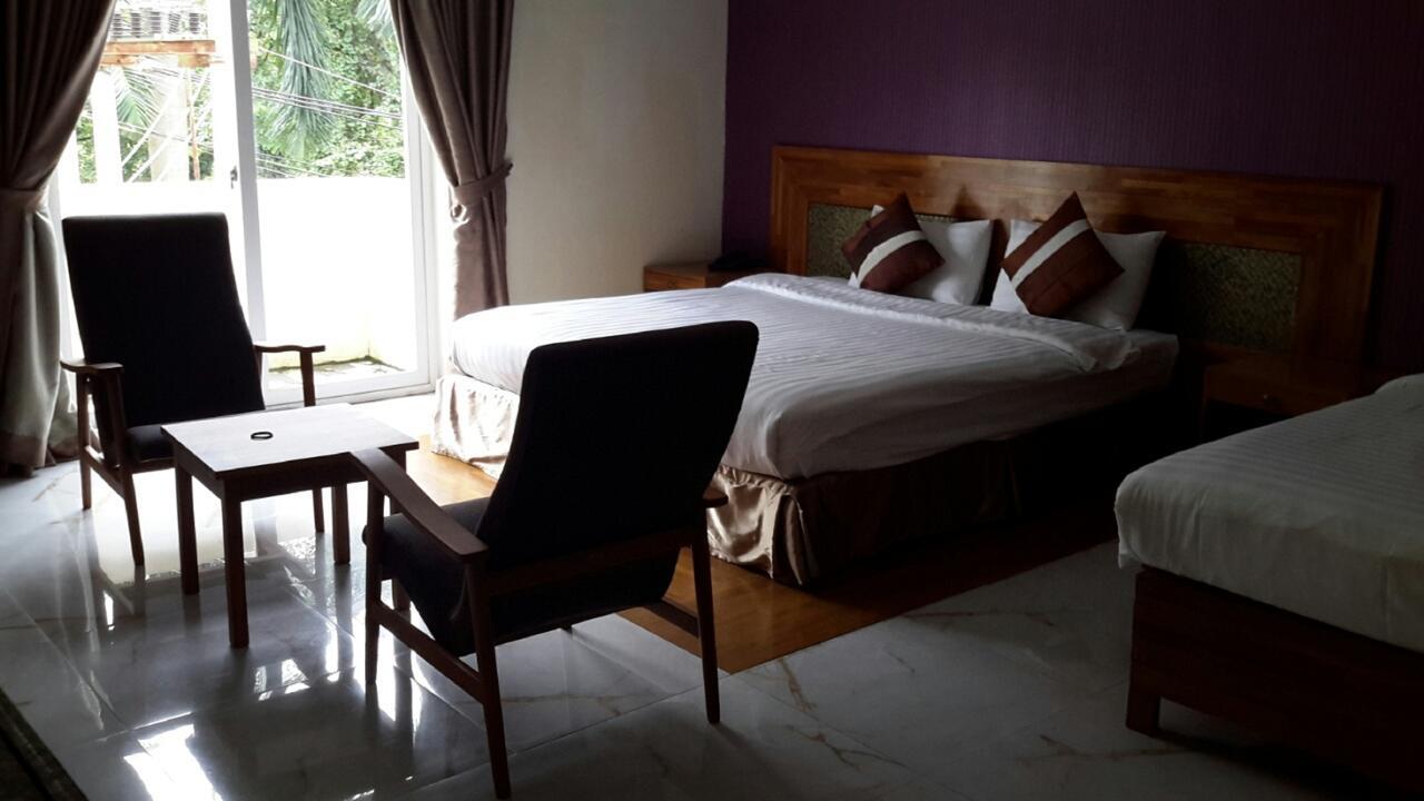 Hotel 9 Mile Янгон Экстерьер фото