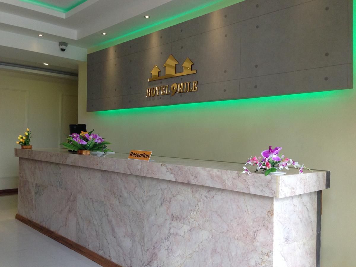Hotel 9 Mile Янгон Экстерьер фото